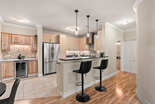 304-1225 Island Ave, San Diego, CA, 92101-6924 | Card Image