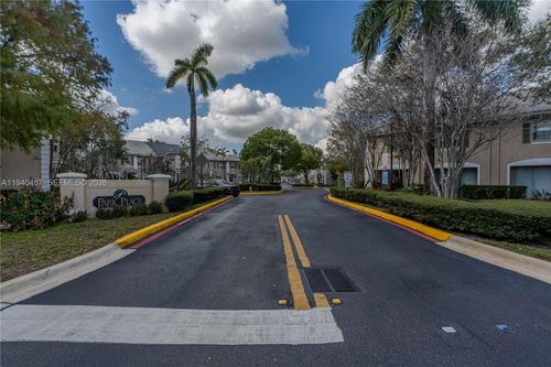 729 Nw 42nd Ave, Plantation, FL, 33317-2177 | Card Image