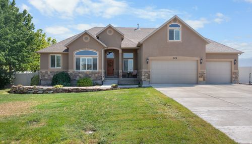 304 E Box Elder Dr, Grantsville, UT, 84029-8302 | Card Image