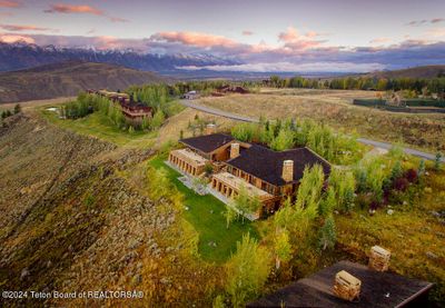 1605 N Amangani Drive, House other with 5 bedrooms, 5 bathrooms and null parking in Jackson WY | Image 3