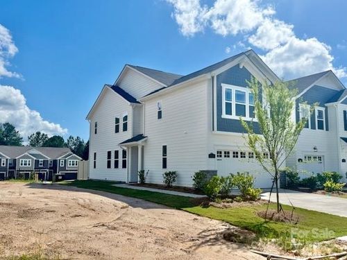 624 Cassidy Ct, Clover, SC, 29710-8272 | Card Image