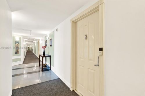 apt-508-5077 Nw 7th St, Miami, FL, 33126-3461 | Card Image