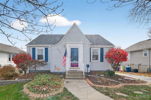 3649 Berkeley Ave, Alton, IL, 62002-3110 | Card Image