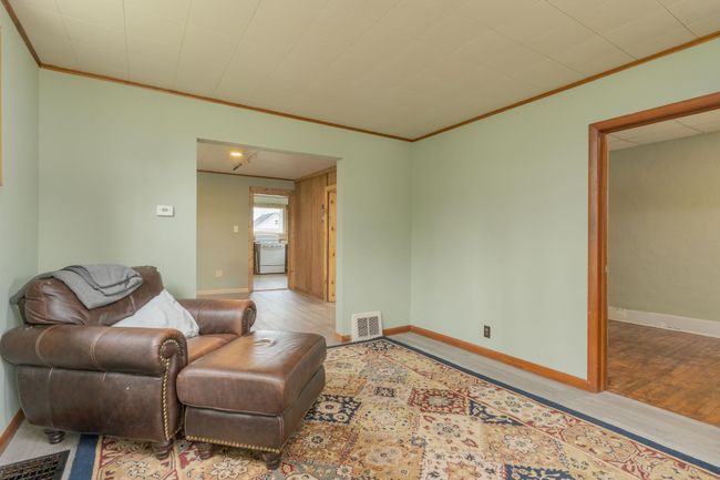 124 Berkshire Ave, House other with 2 bedrooms, 1 bathrooms and null parking in Caspian MI | Image 5