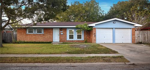 4405 Totton Dr, Corpus Christi, TX, 78411-2829 | Card Image