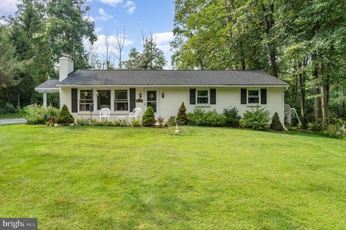 1890 Furnace Hill Rd, DENVER, PA, 17517-9566 | Card Image