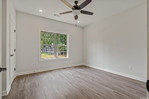 121 Pecan St, Lake City, AR, 72437-8881 | Card Image