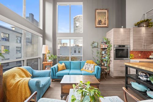 303-933 Seymour St, Vancouver, BC, V6B6L6 | Card Image