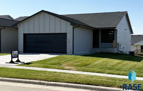 1907 N Tina Dr Drive, Sioux Falls, SD, 57110 | Card Image