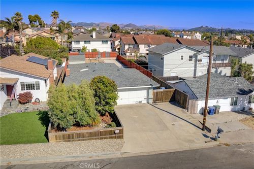 234 N 12th St, Grover Beach, CA, 93433-2132 | Card Image