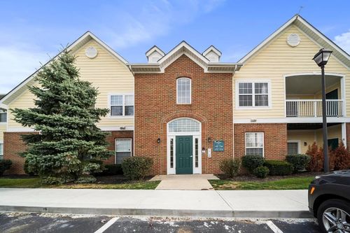 7774 Essex Gate Dr S, Dublin, OH, 43016-7277 | Card Image