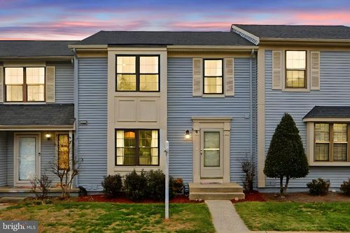 9 Conoy Ct, STERLING, VA, 20165-5619 | Card Image