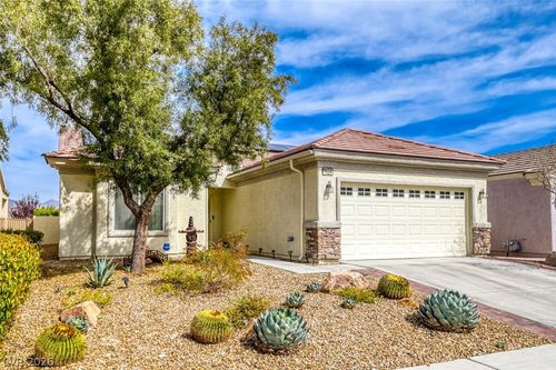 7524 Lintwhite St, North Las Vegas, NV, 89084-2458 | Card Image