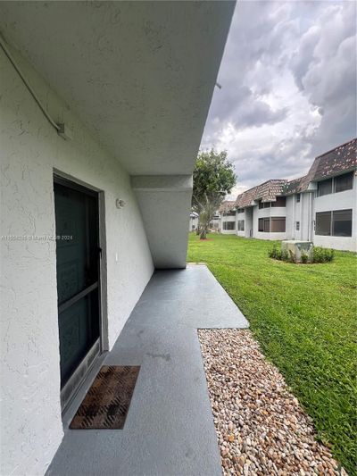 131 - 8404 W Sample Rd, Condo with 1 bedrooms, 1 bathrooms and null parking in Coral Springs FL | Image 3