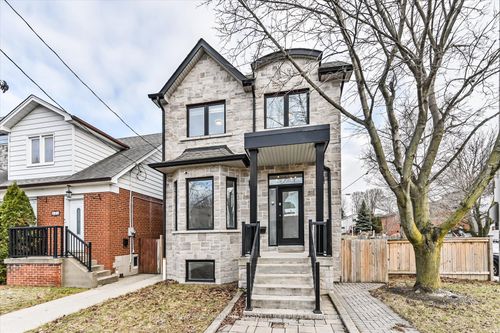 811 Cosburn Ave, East York, ON, M4C2V9 | Card Image
