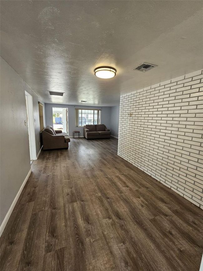 1675 Tower Road N, For Sale in Avon Park Zoocasa