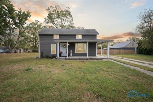 127 Bierley Ave, Pemberville, OH, 43450-7001 | Card Image