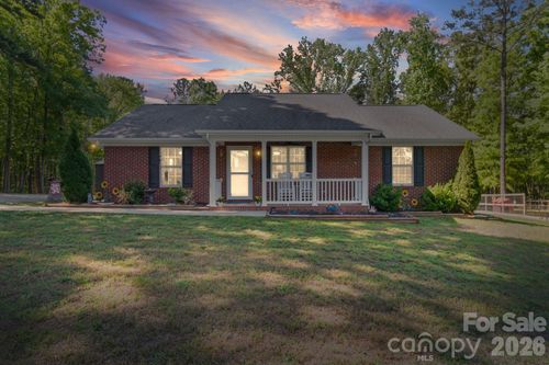 549 John Doster Rd, Pageland, SC, 29728-7217 | Card Image