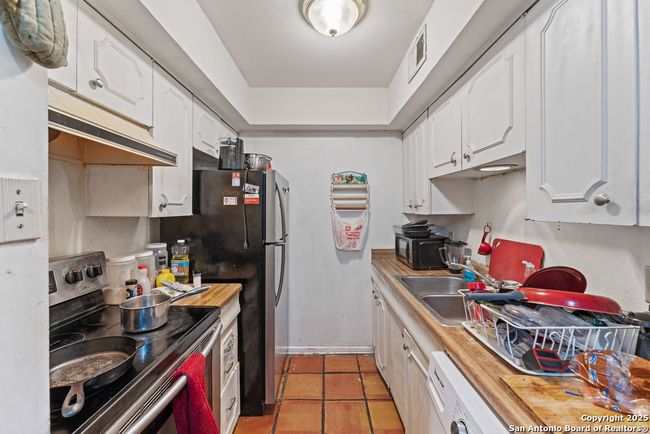 APT-101 - 170 De Chantle Rd, Condo with 2 bedrooms, 1 bathrooms and null parking in San Antonio TX | Image 6