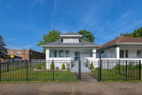 11956 S Harvard Ave, Chicago, IL, 60628-6010 | Card Image