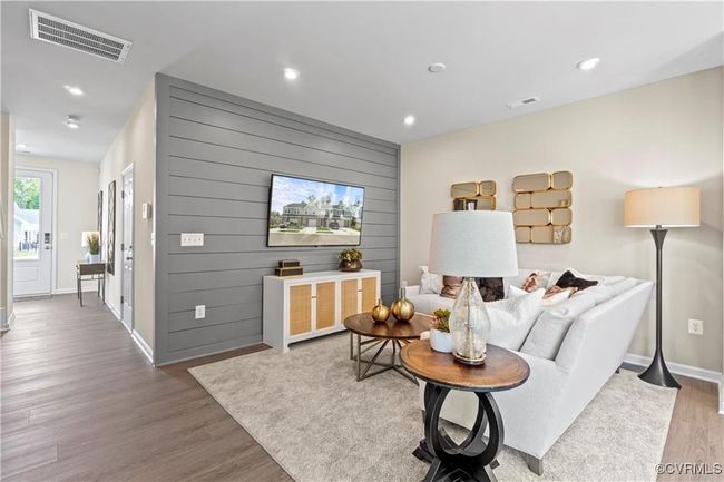 331 Brae Haven Dr, Townhouse with 3 bedrooms, 3 bathrooms and null parking in Glen Allen VA | Image 4
