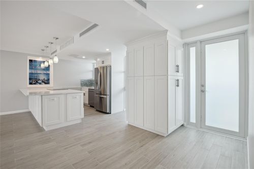 905-1900 S Ocean Dr, Fort Lauderdale, FL, 33316-3763 | Card Image