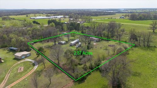 19100 Bill Young Rd, Siloam Springs, AR, 72761-9088 | Card Image