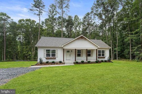 15262 Narrow Path Way, BOWLING GREEN, VA, 22427-2333 | Card Image