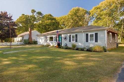 19 Joe Lincoln Rd, West Harwich, MA, 02671-1417 | Card Image