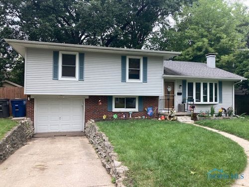 2537 Luddington Dr, Toledo, OH, 43615-2562 | Card Image
