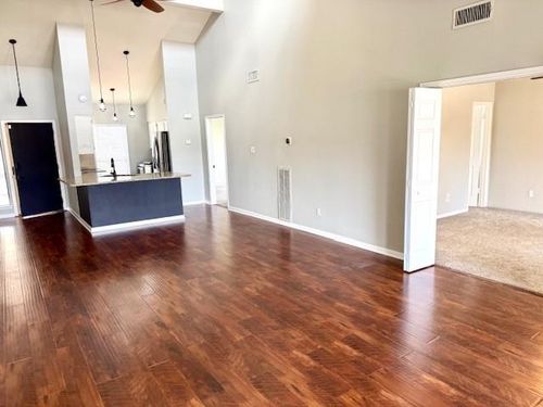 178 April Point N Drive N, Montgomery, TX, 77356 | Card Image