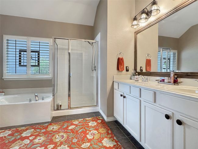 1812 Azalea Dr, House other with 3 bedrooms, 2 bathrooms and null parking in Savannah TX | Image 14