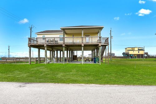 126 Nesmith Pl, Surfside Beach, TX, 77541-8995 | Card Image