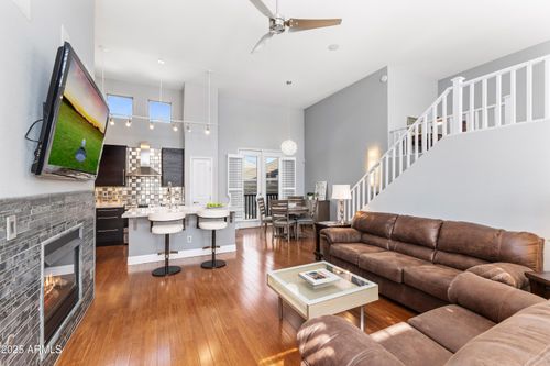 2059-15221 N Clubgate Dr, Scottsdale, AZ, 85254-2637 | Card Image