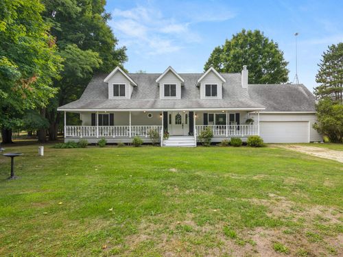 21081 205th Ave, Big Rapids, MI, 49307-9008 | Card Image