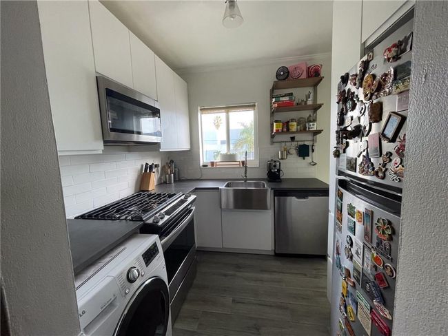 APT-10 - 9281 W Bay Harbor Dr, Condo with 1 bedrooms, 1 bathrooms and null parking in Bay Harbor Islands FL | Image 9