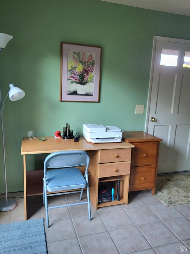 123 Old Oak Ln, House other with 2 bedrooms, 2 bathrooms and 4 parking in Santa Rosa CA | Image 14