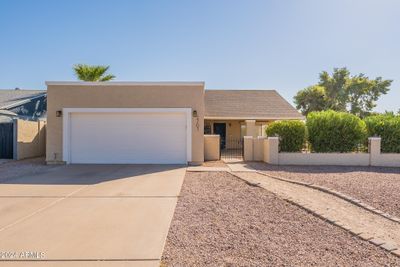 1701 N Burbank Court, House other with 3 bedrooms, 2 bathrooms and null parking in Chandler AZ | Image 1