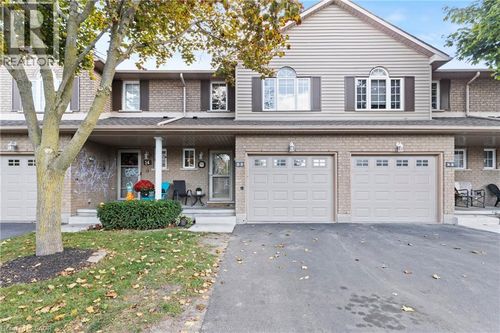 55-30 Braemar Ave, Caledonia, ON, N3W2M1 | Card Image