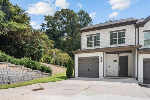 2893 Royal Heights Dr Nw, Atlanta, GA, 30318-1203 | Card Image
