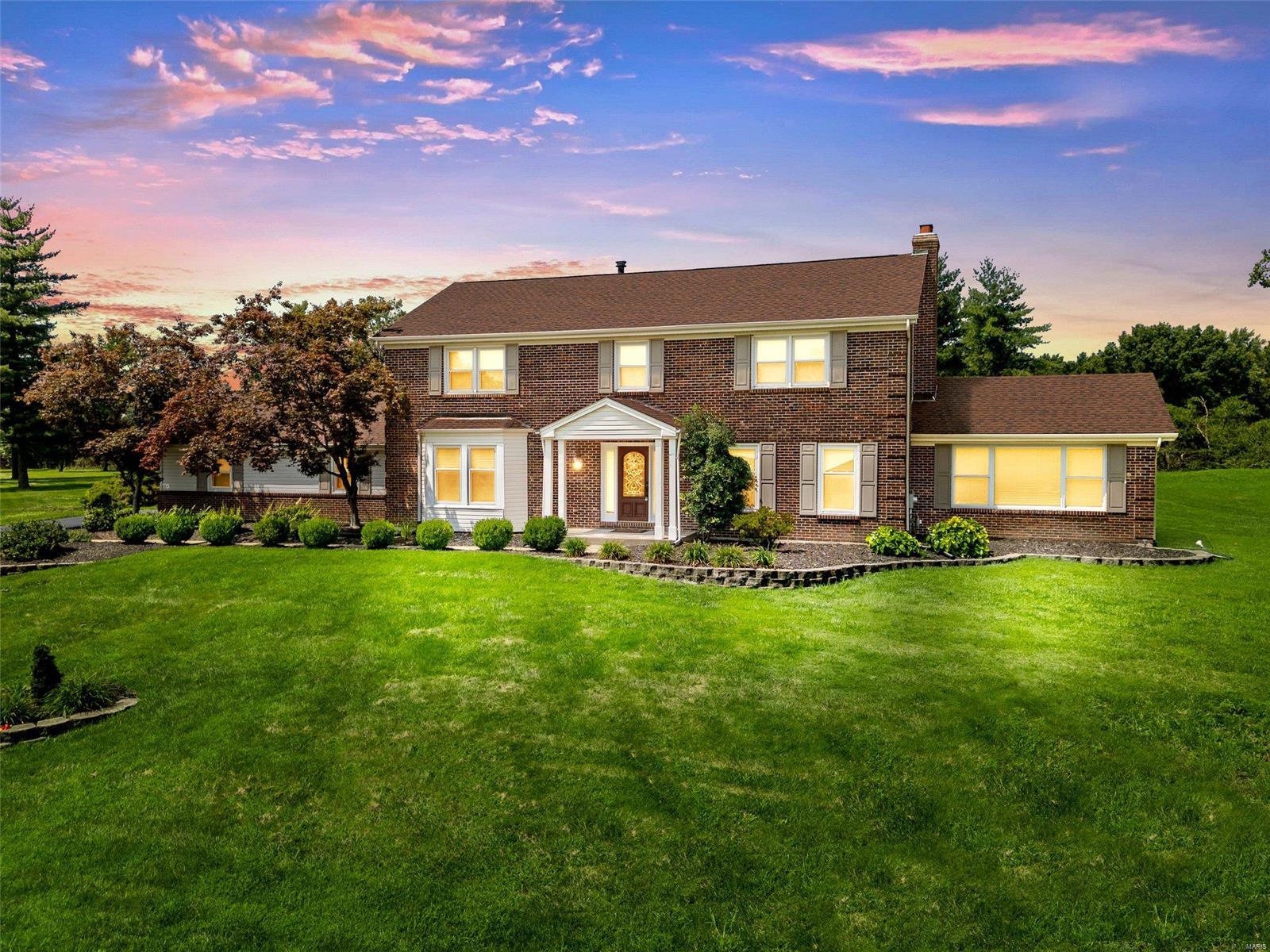 Sackston Ridge Dr, Saint Louis, MO 63141