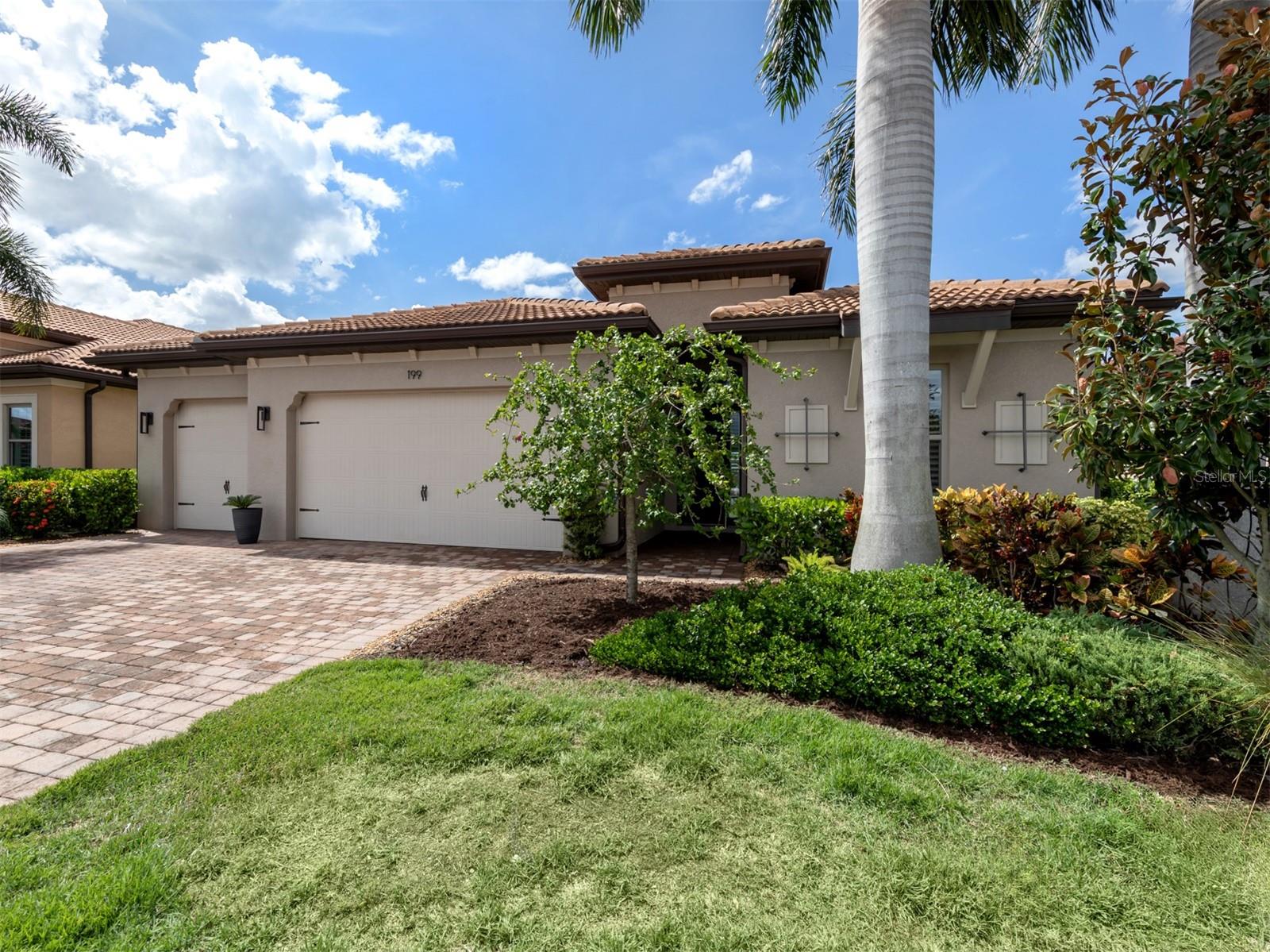 Toscavilla Blvd, Nokomis, FL 34275
