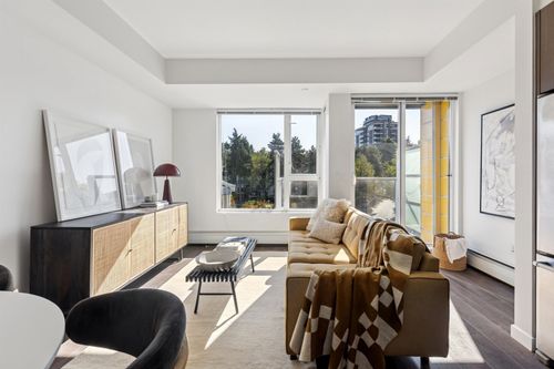 605-417 Great Northern Way, Vancouver, BC, V5T0G7 | Card Image