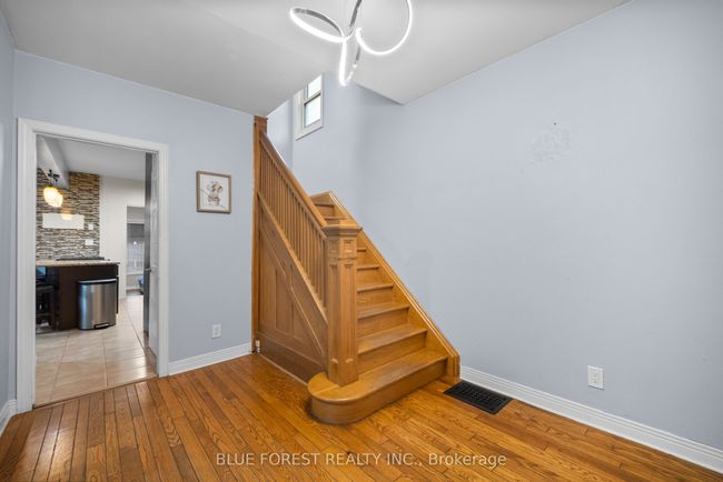 246 Grey St, House other with 3 bedrooms, 2 bathrooms and 4 parking in London ON | Image 4