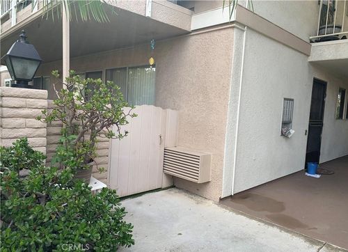 d-2153 Ronda Granada, Laguna Woods, CA, 92637-2492 | Card Image