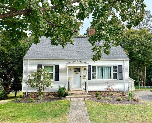 56 Bohemia St, Plainville, CT, 06062-2155 | Card Image
