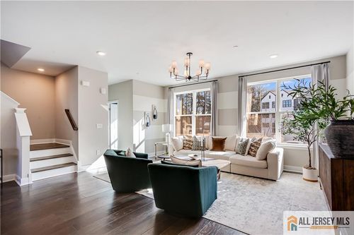 511 John Vanzandt Dr, Titusville, NJ, 08560-2435 | Card Image