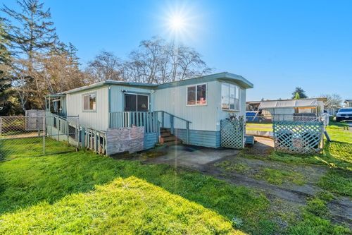 q-2331 Central Ave, McKinleyville, CA, 95519-3670 | Card Image