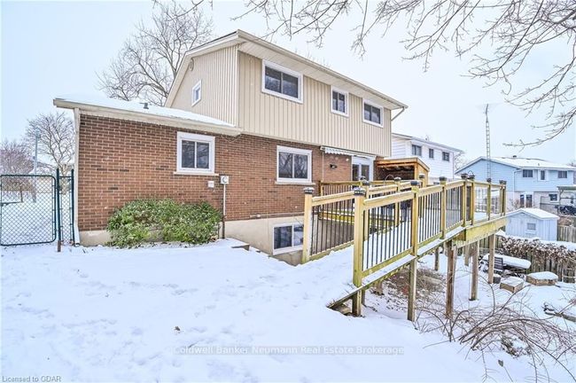 18 Crestwood Dr, House other with 3 bedrooms, 2 bathrooms and 4 parking in Cambridge ON | Image 36