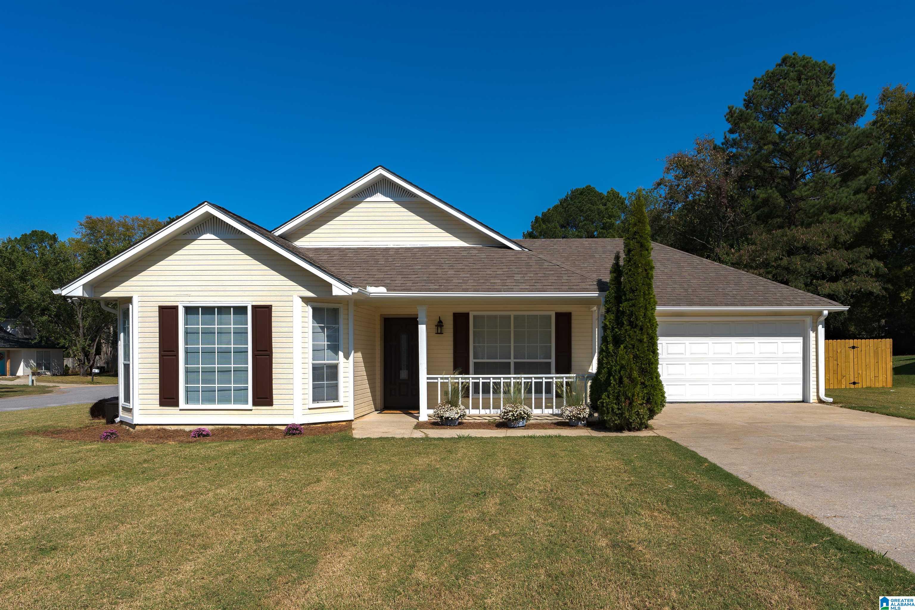 Laurel Woods Trl, Helena, AL 35080